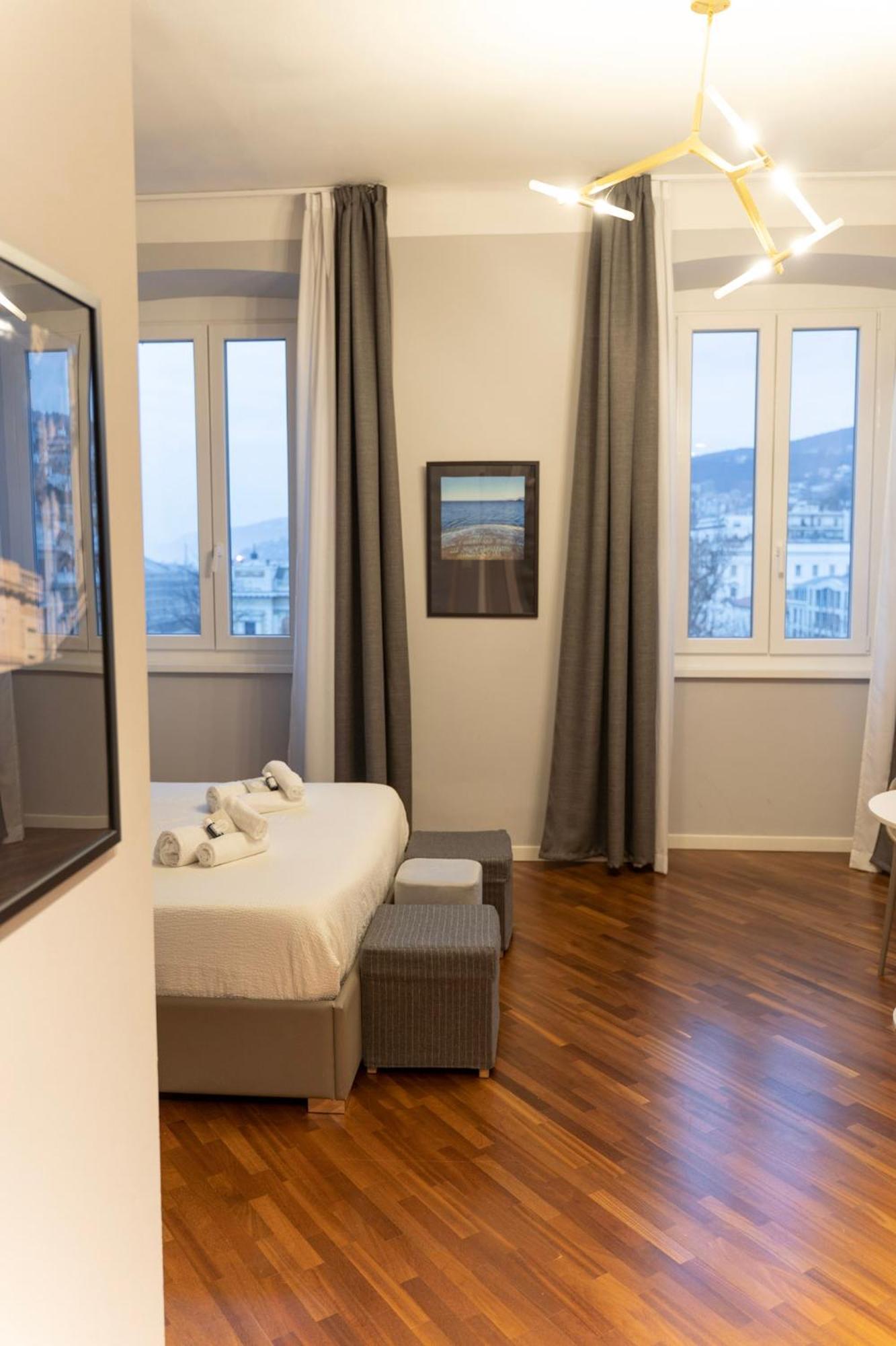 Sofia Residence Stazione Trieste Luaran gambar