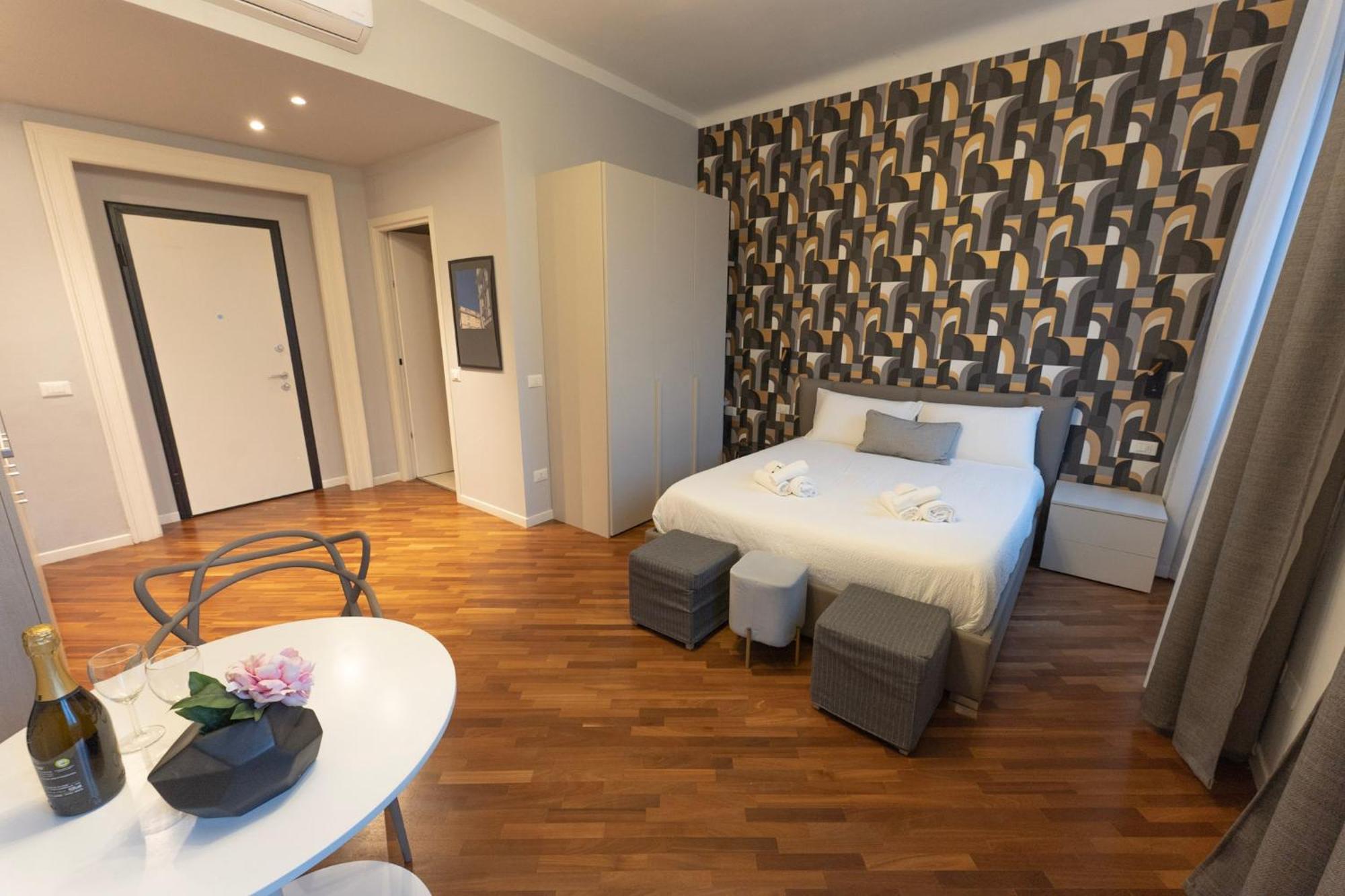 Sofia Residence Stazione Trieste Luaran gambar